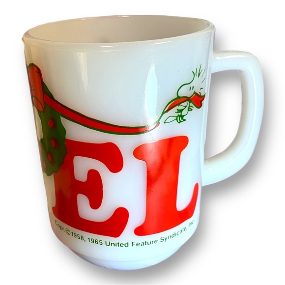 one HTF Fire King glass Snoopy Noel coffee mug Anchor Hocking Christmas - Picture 3 of 6